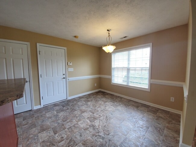 Photo - 102 Kennedy Dr