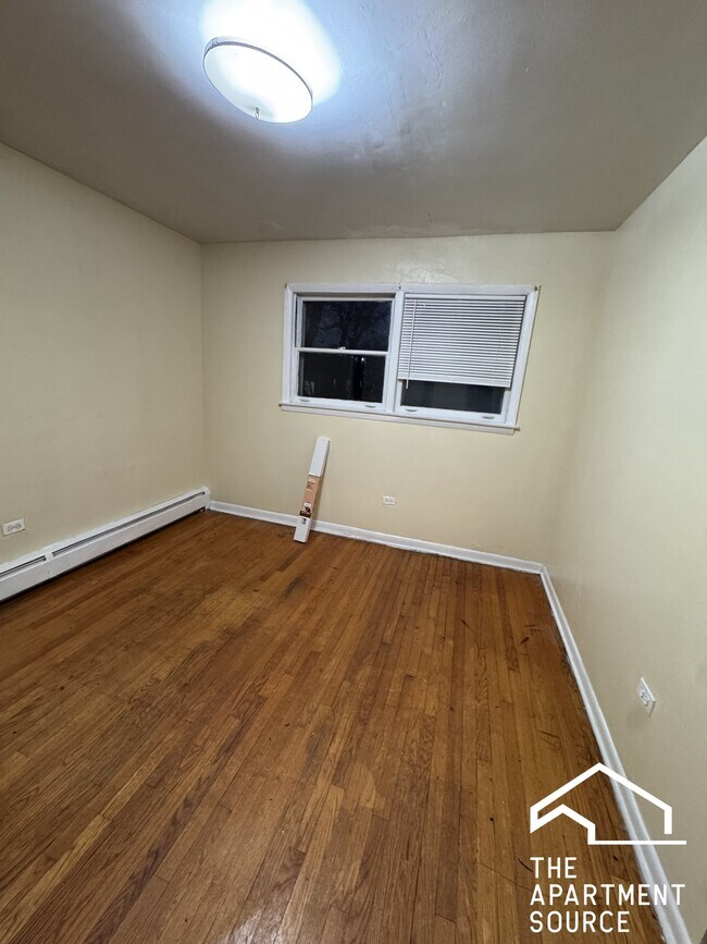 Photo - 7528 N Claremont Ave Unit 2