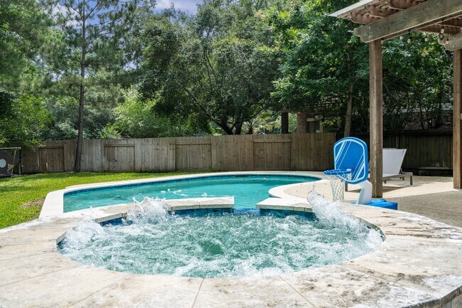 Photo - 11 Dahlia Trail Pl