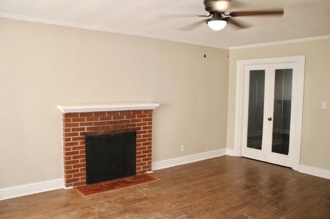Photo - 692 Brookdale Dr