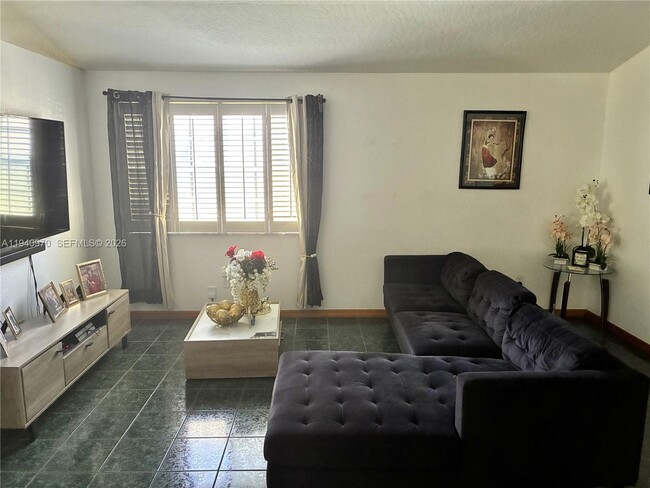 Photo - 8564 SW 210th Terrace