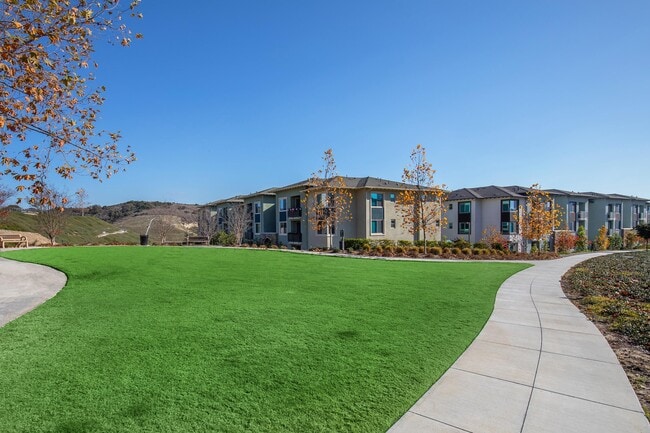 Photo - Esencia Norte Apartment Homes