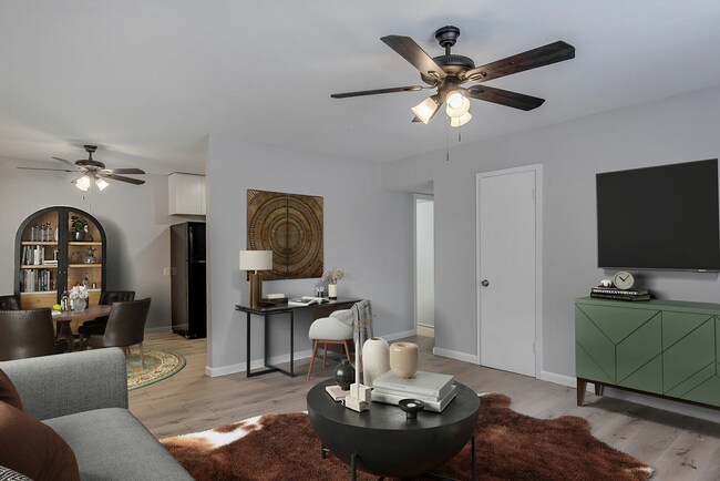 Photo - Loraine Place Apartments