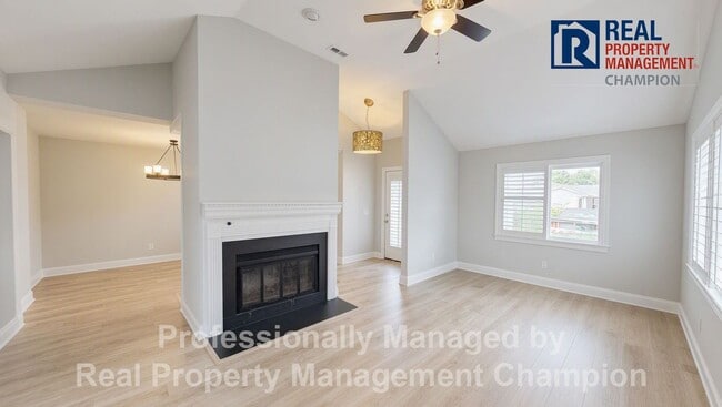 Photo - 3 BD/2.5 BA Home in MacCumber Terrace Neighborhood Minutes from Wrightsville Beach