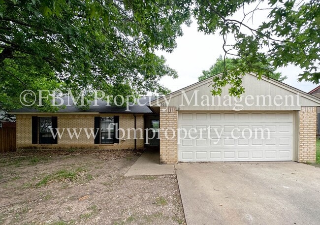 Photo - 921 Park Pl Blvd Casa