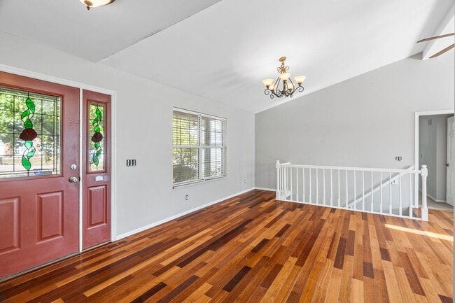 Photo - Beautiful 3B/2B Home in St. Charles