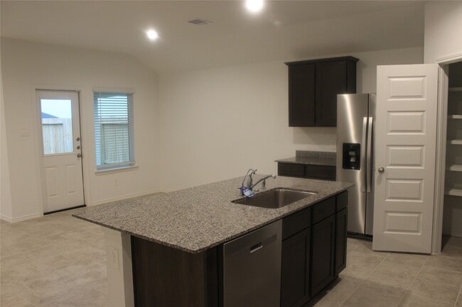 Photo - 1126 Appaloosa Ln