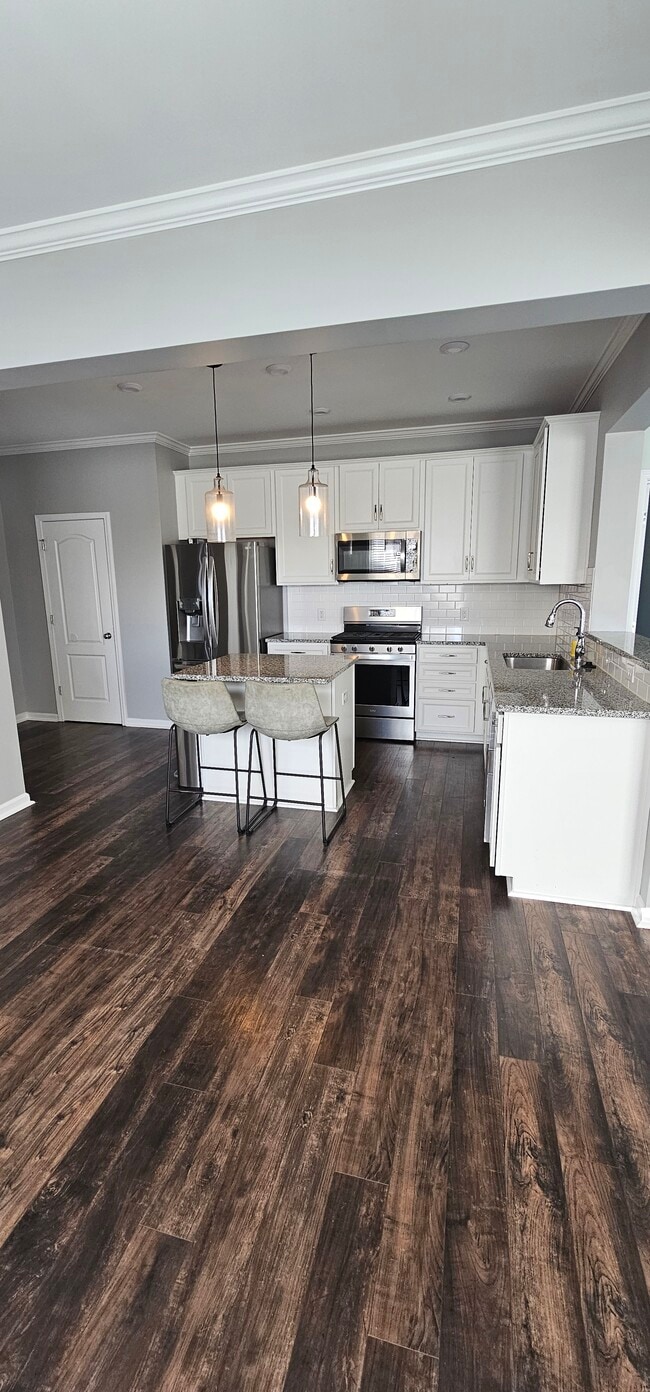 Photo - 1044 Crest Oak Ln