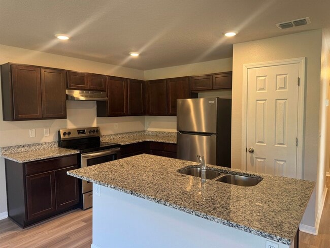 Building Photo - 49 Brunswick Ln Unit A