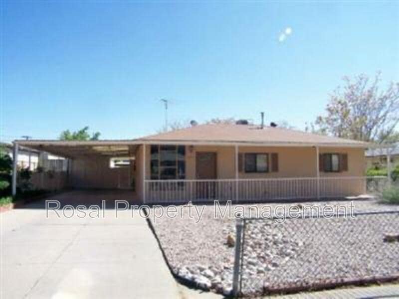 Photo - 8914 Claremont Ave NE