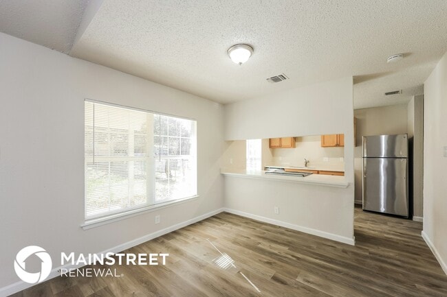 Photo - 9906 Sandy Field Dr