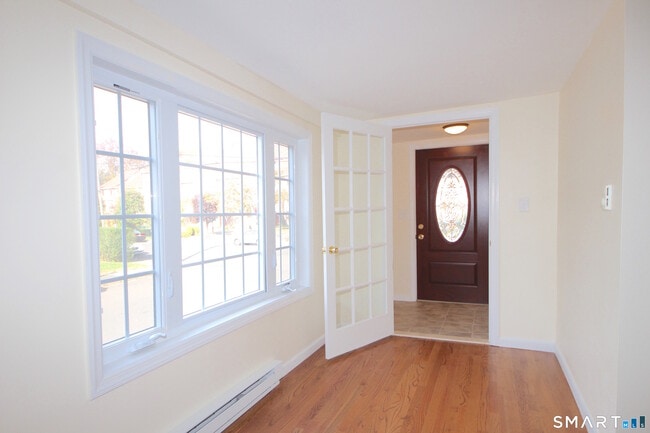 Photo - 49 Pleasant St Unit 1