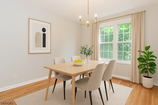 Photo - 388 Morris Ave