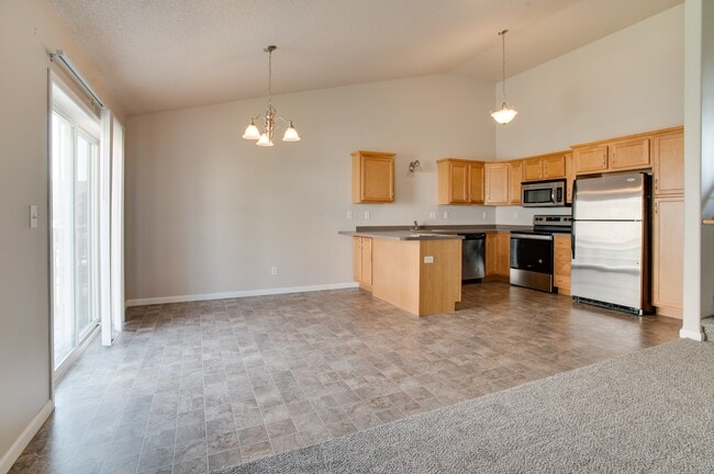 Cocina de The Pines Townhomes - The Pines Townhomes