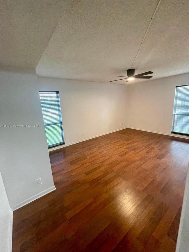 Photo - 454 N Laurel Dr Unit 1505