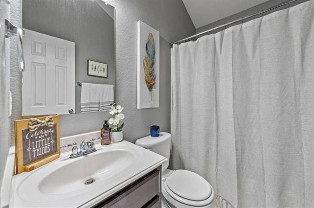 Photo - 2101 Athabasca Falls Dr