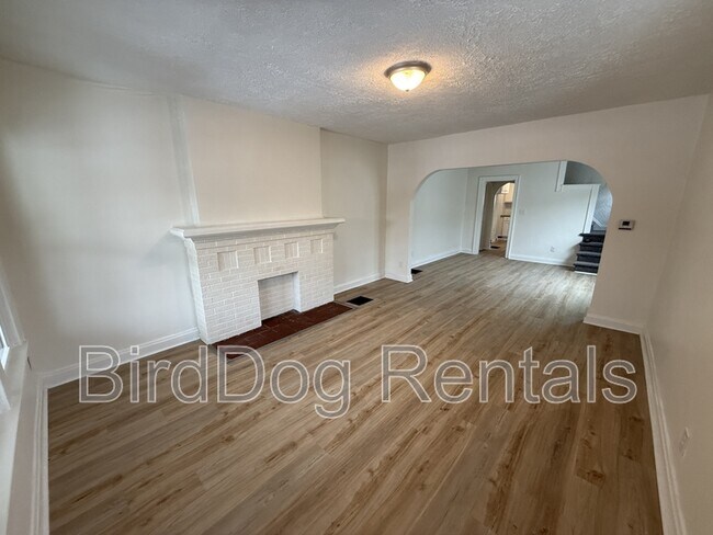 Photo - 1295-1297-1297 Lockbourne Rd
