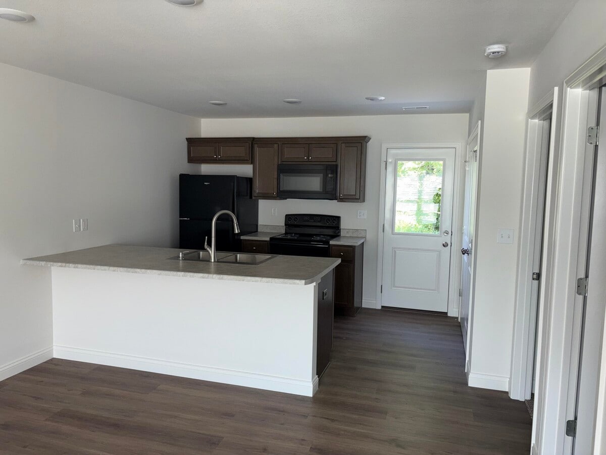 Photo - 15405 Corbin Ct