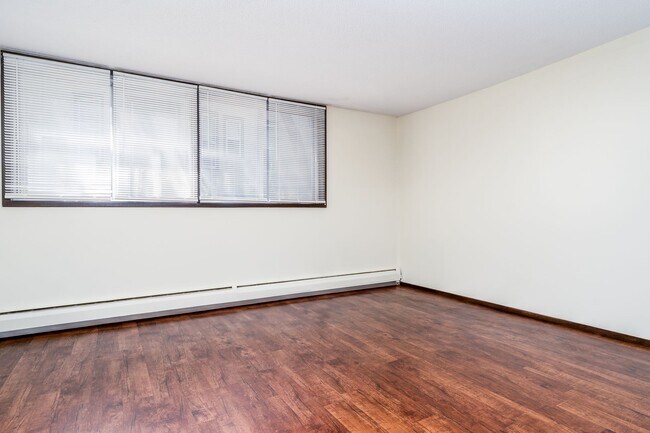 Photo - 2626 Fremont Ave S