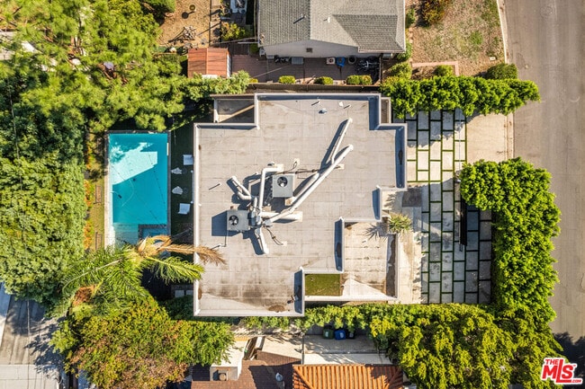 Photo - 4640 Radford Ave