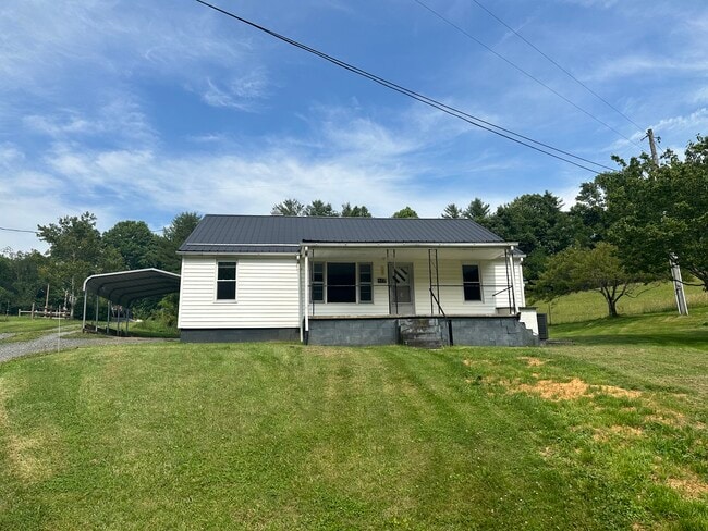 Building Photo - 479 Edwin Blevins RD