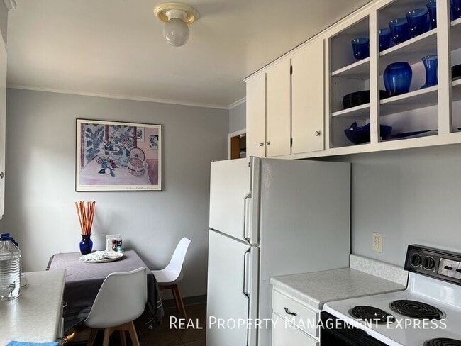 Photo - 3 Bedroom 2 Bathroom Home for Rent