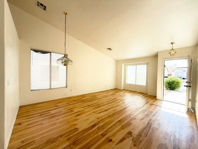 Photo - 2732 Echo Springs St