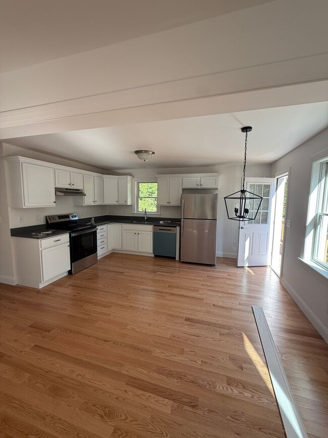 Photo - 326 Oakland Rd