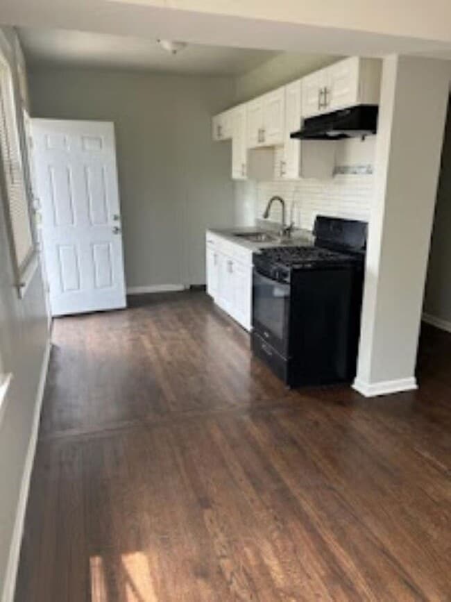 6402 S Albany Ave Unidad 3105 W. 64th Unit 2