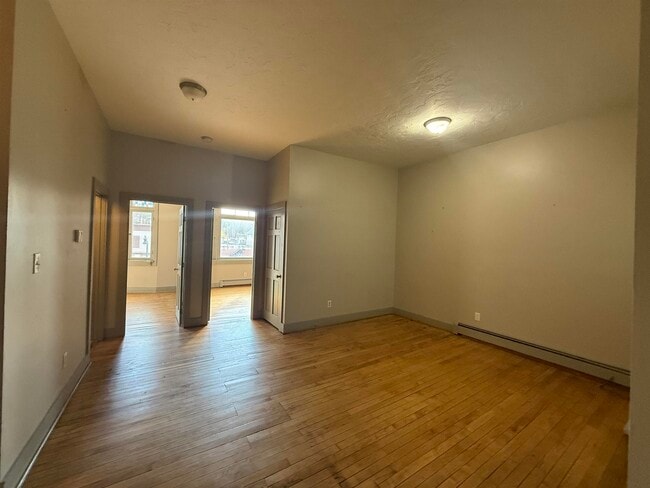 Photo - 408 Central St Unit 6