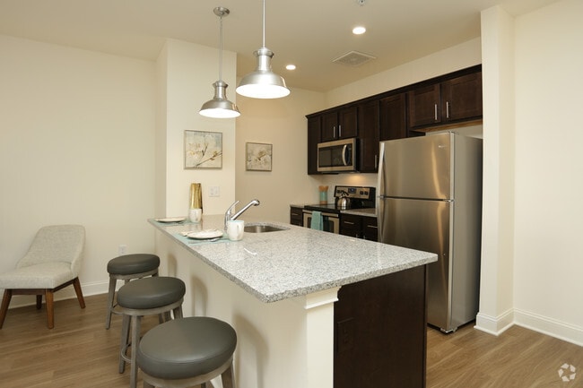 1BR, 1BA
