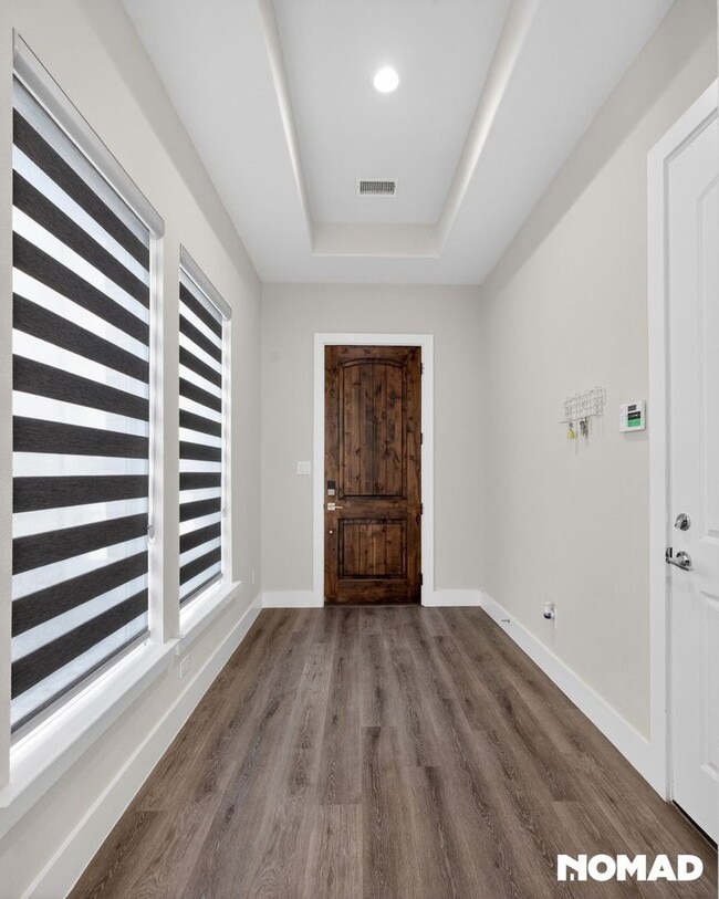 Photo - 1780 Dartmoor Dr