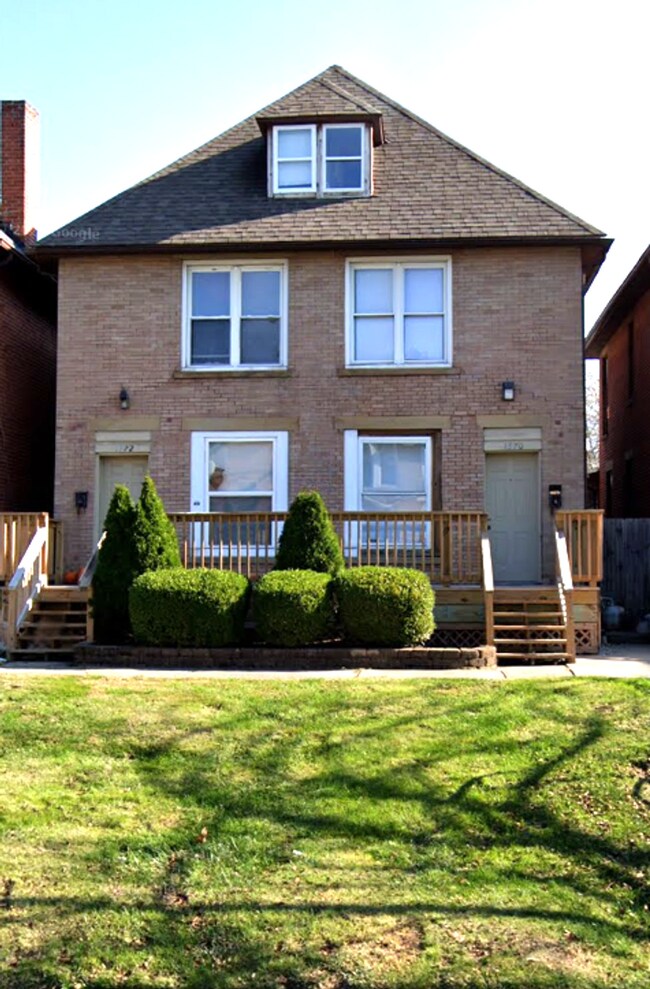 Photo - 1372 Indianola Ave