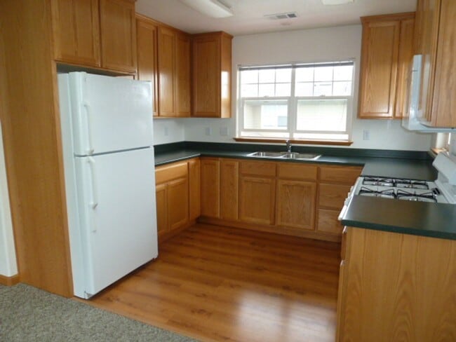 Photo - 2718 Meadow Creek Way Unit B