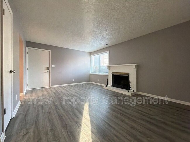 Photo - 660 S 20th St Unidad 2