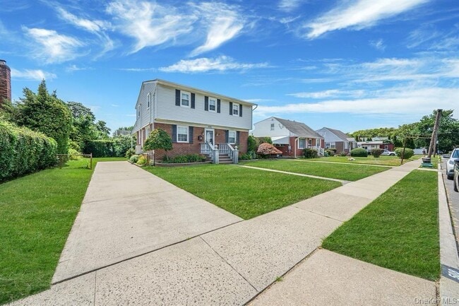 Photo - 508 Chamberlin St