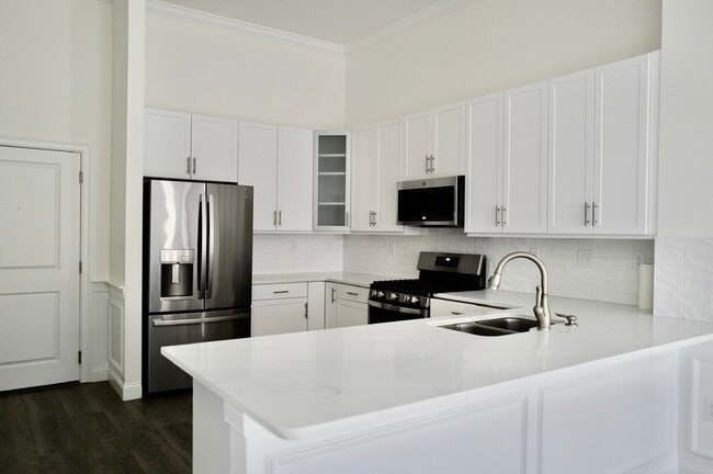 Photo - 320 Middlesex Ave Unit C408