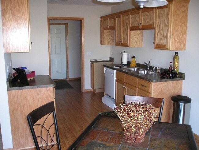 Photo - 2 Bedroom Townhome in Boulder Ridge!