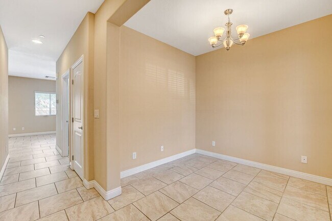 Photo - 1074 Fish Pond Ave