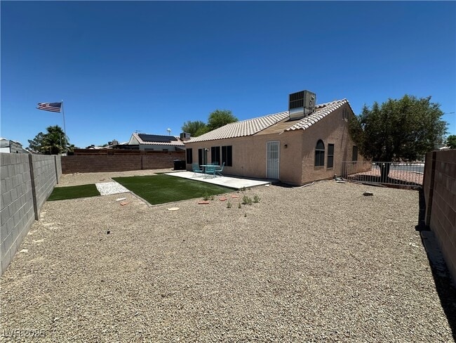 Building Photo - 1616 Watercreek Dr Rental
