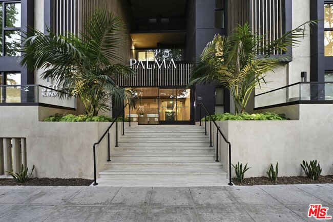 Photo - 350 N Palm Dr Unidad 401