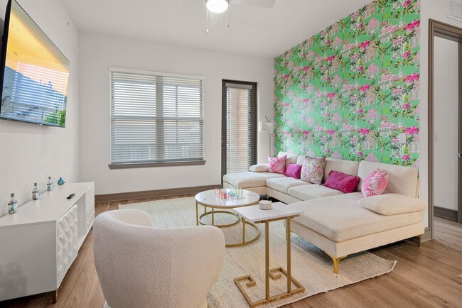 Photo - 8890 Founders Square Dr Unit SI ID1290664P