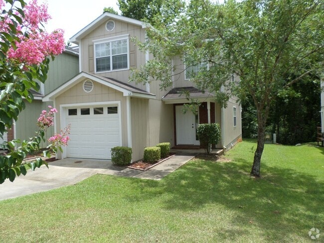 Building Photo - Briarwood West Rental