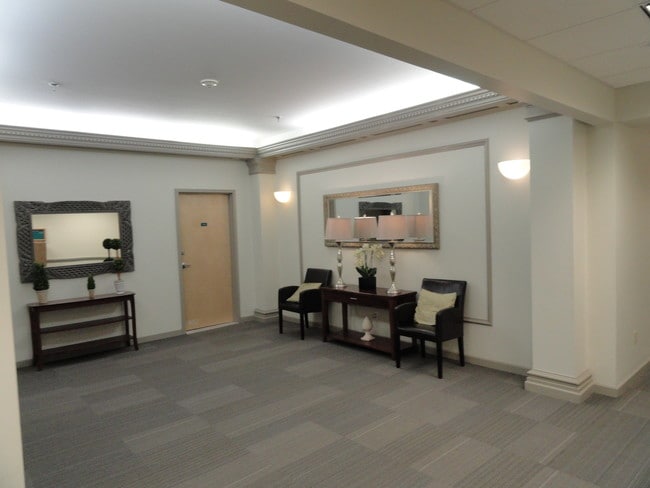 Photo - 537 Congress St Unit 306