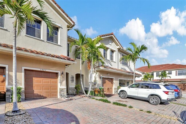 Photo - 5887 NW 56th Pl