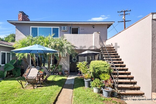 Photo - 2543 Hayes Dr