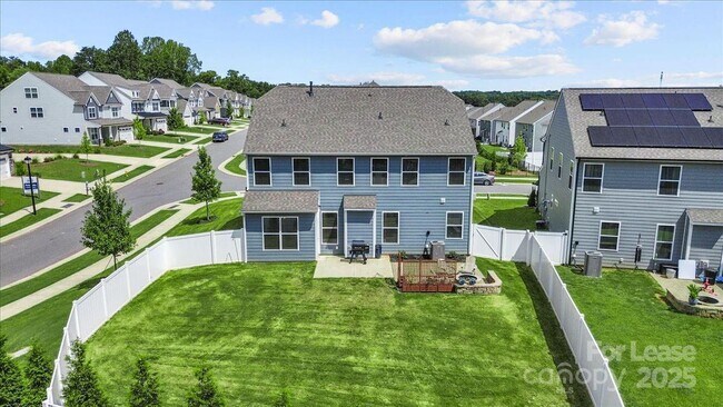 Photo - 102 Cokesbury Rd