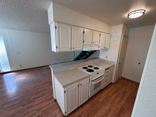 Photo - 1515 NE Hale Pl