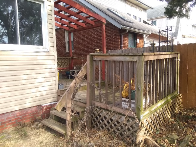 Photo - 167 E Longview Ave