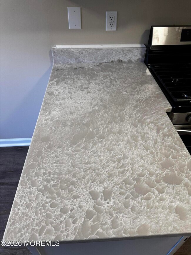 Photo - 905 Arlington Dr